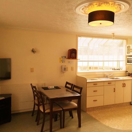 Rotorua Coachman Spa Motel Room photo