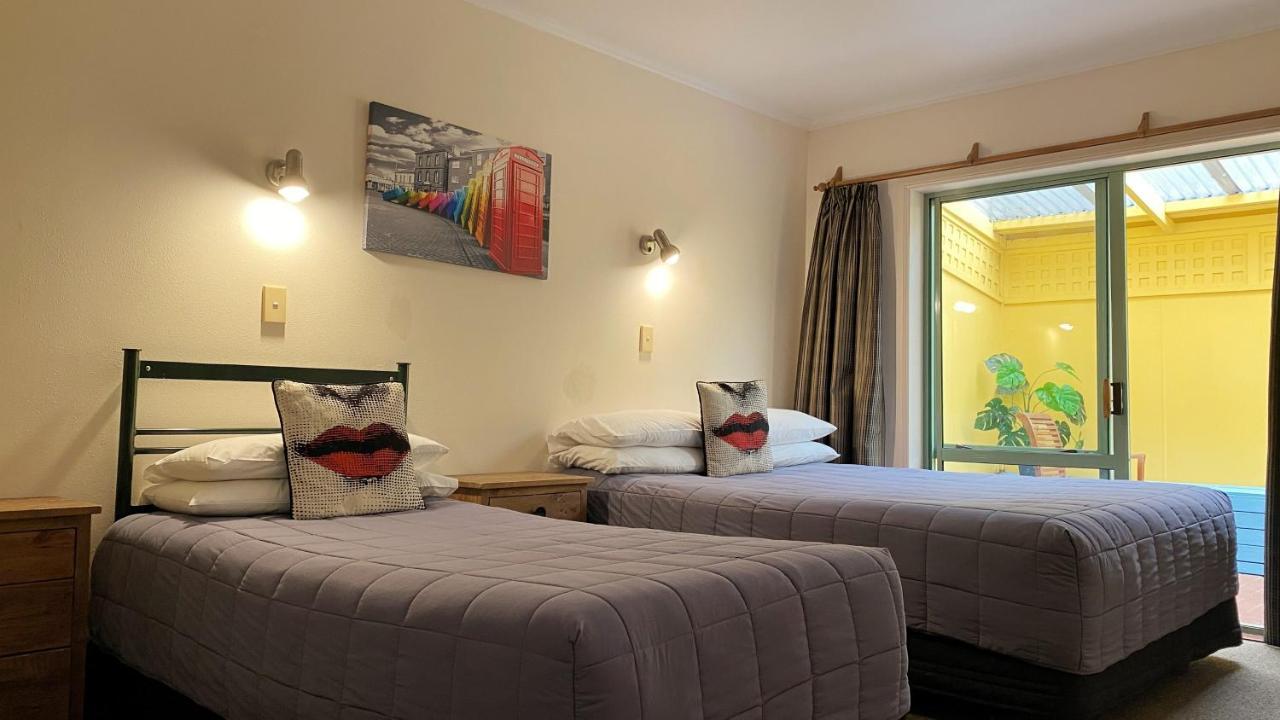 Rotorua Coachman Spa Motel Exterior photo