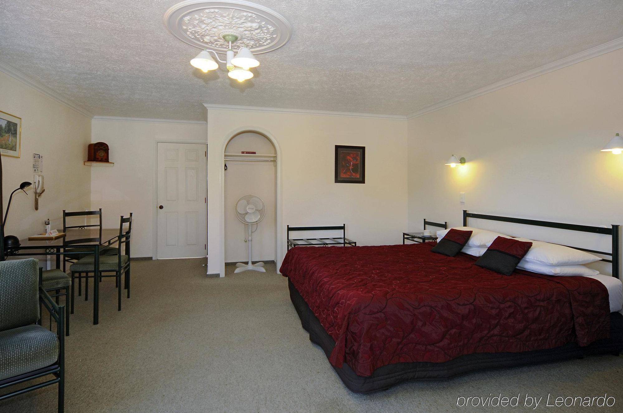 Rotorua Coachman Spa Motel Room photo
