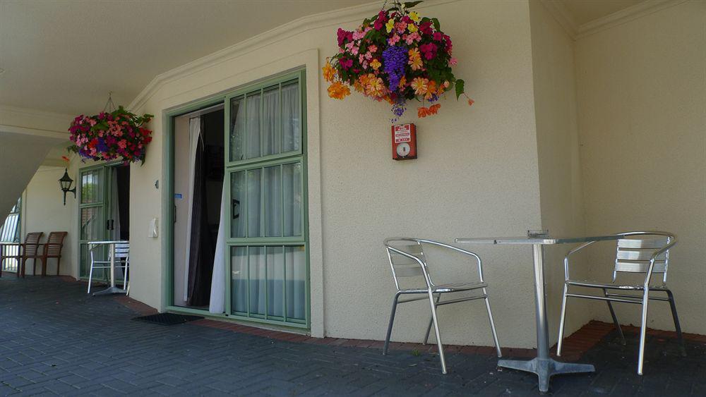 Rotorua Coachman Spa Motel Exterior photo